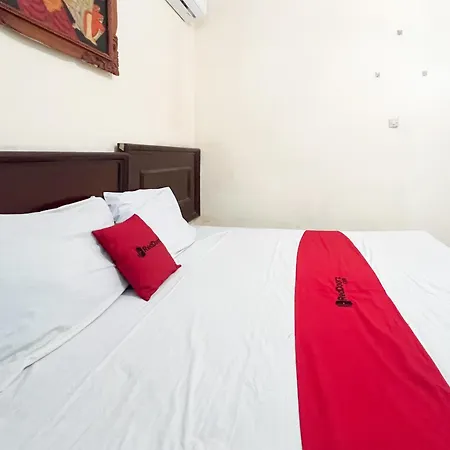Mahendra Beach Inn